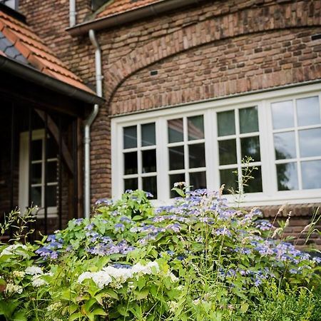 Aan De Molenberg Bed & Breakfast Broekhuizen  Bagian luar foto