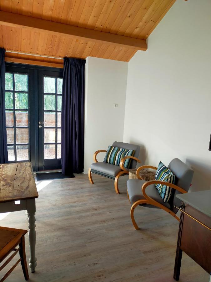 Aan De Molenberg Bed & Breakfast Broekhuizen  Bagian luar foto
