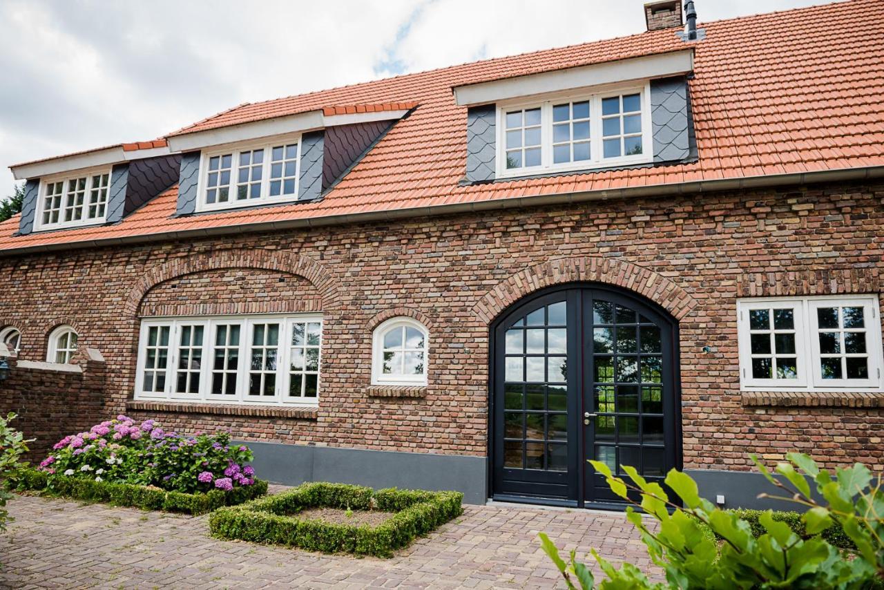 Aan De Molenberg Bed & Breakfast Broekhuizen  Bagian luar foto